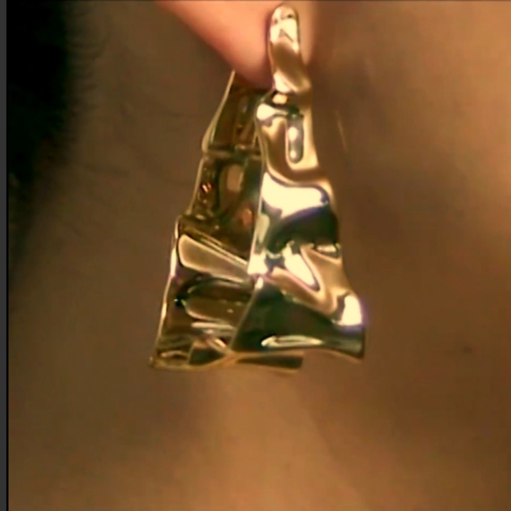 ALEXIS BITTAR • NEW RARE Gold Crumpled Metal 3D Triangle Hoop Hinged Earrings - Picture 16 of 16